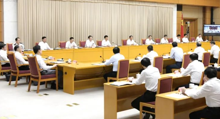 2021年市委季度工作會(huì)議上 李強(qiáng)要求增強(qiáng)工作韌性 抓好上海城市發(fā)展沖刺收官